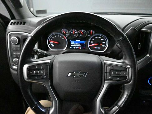 Used 2020 Chevrolet Silverado 1500 LT Trail Boss w/ Convenience Package AWD/4WD image 13