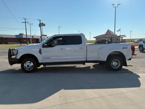 Used 2022 Ford F350 Lariat w/ Lariat Value Package AWD/4WD image 2