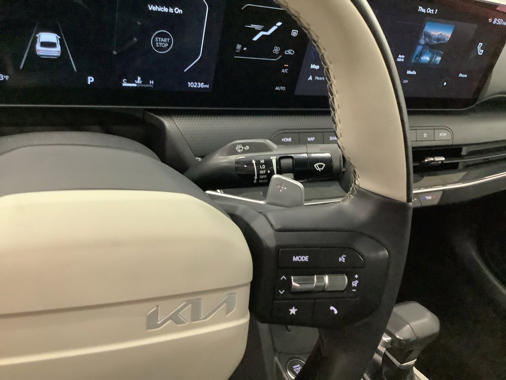 Certified 2025 Kia K4 GT-Line w/ GT-Line Sunroof Package FWD image 21