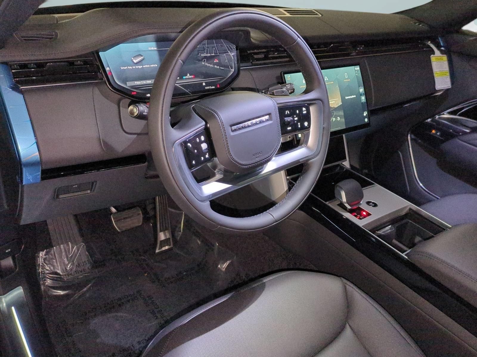 New 2026 Land Rover Range Rover Long Wheelbase SE AWD/4WD image 16