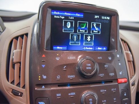 Used 2014 Chevrolet Volt Premium w/ Premium Trim Package image 19