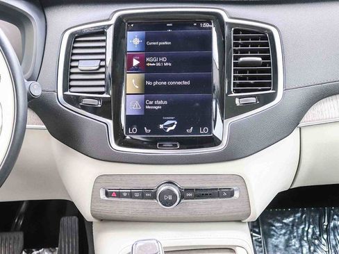 Used 2020 Volvo XC90 T8 Inscription w/ Protection Package Premier image 14