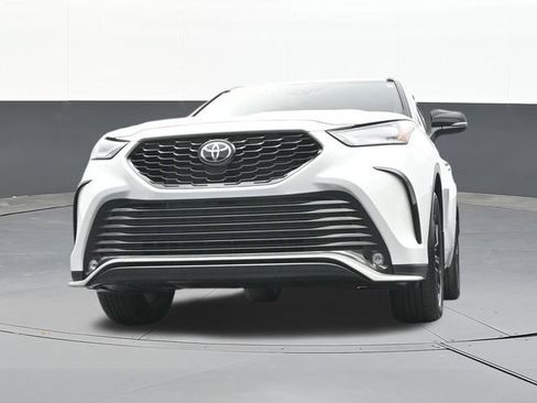 Used 2025 Toyota Highlander XSE AWD/4WD image 57
