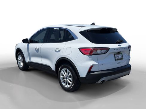 Used 2022 Ford Escape SE AWD/4WD image 3