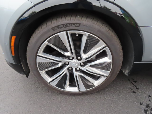 Used 2024 Cadillac Lyriq Luxury AWD/4WD image 8