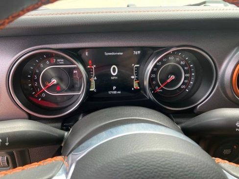 Used 2022 Jeep Gladiator Mojave w/ LED Lighting Group AWD/4WD image 18