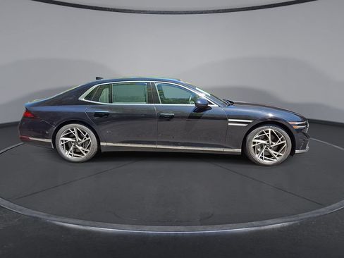 Used 2023 Genesis G90 3.5T AWD/4WD image 9