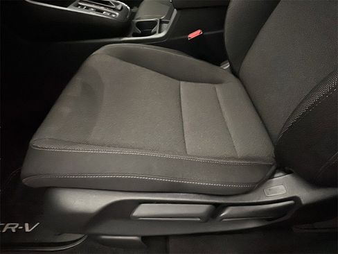 Certified 2025 Honda CR-V LX image 9