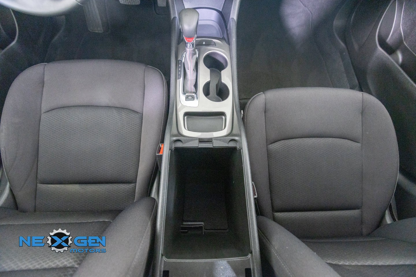 Used 2023 Chevrolet Malibu RS FWD image 5