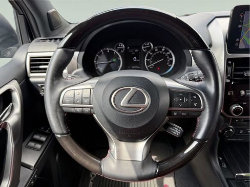 Certified 2023 Lexus GX 460 Premium w/ Premium Package AWD/4WD image 12