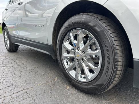 Used 2019 Chevrolet Equinox LT FWD image 11