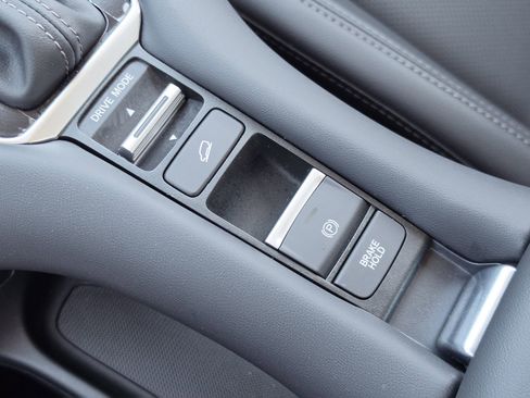 New 2026 Honda HR-V EX-L image 22