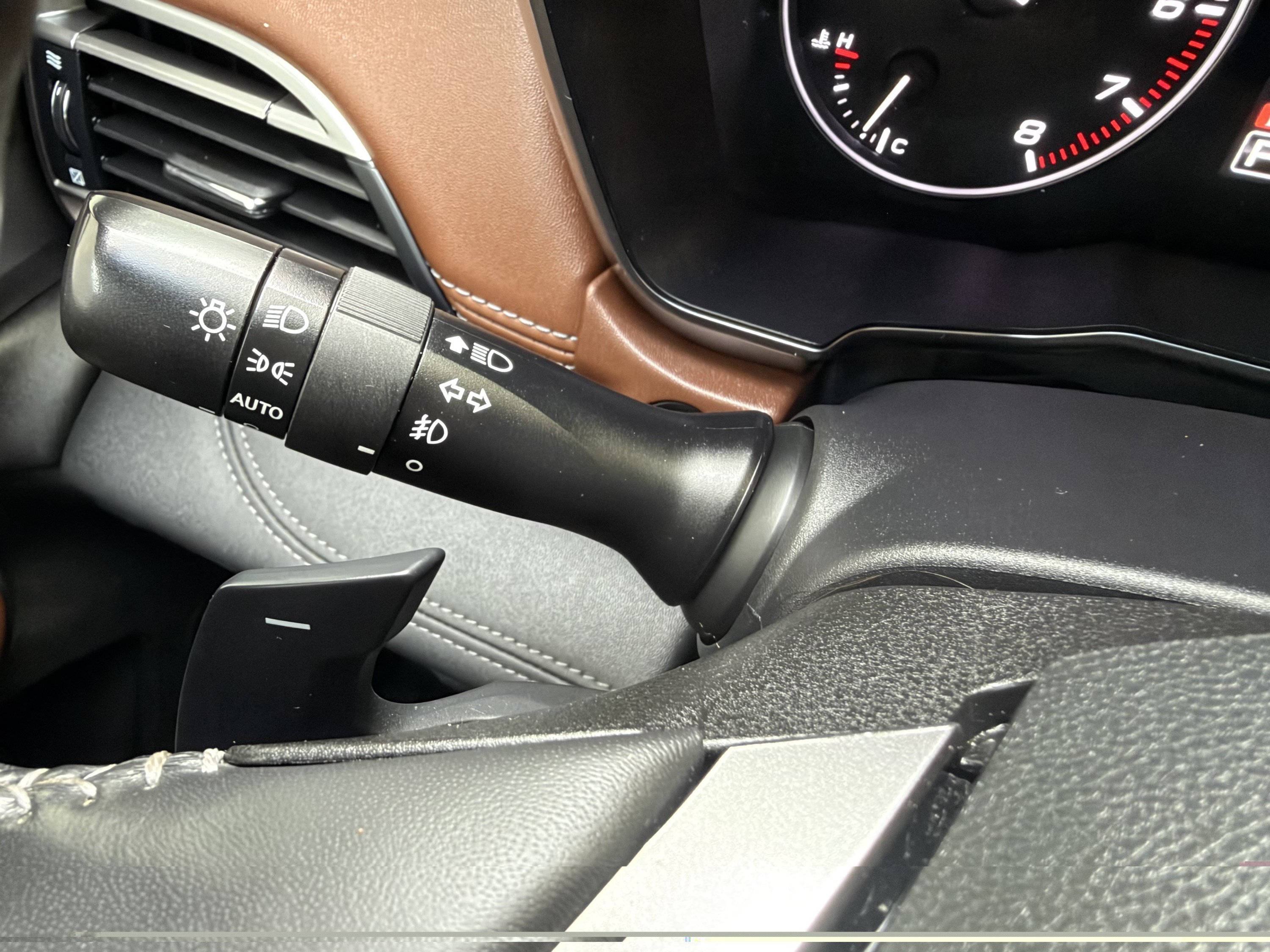 Used 2022 Subaru Outback Touring XT AWD/4WD image 24