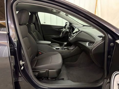 Used 2023 Chevrolet Malibu LT FWD image 21