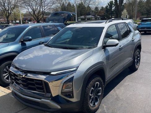 Used 2025 Chevrolet Equinox ACTIV w/ Safety and Technology Package AWD/4WD image 1