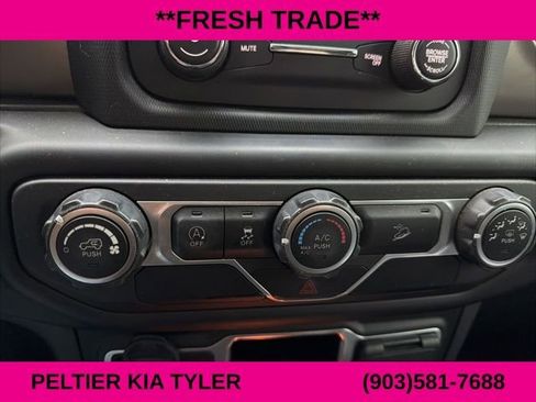 Used 2020 Jeep Wrangler Sport image 19