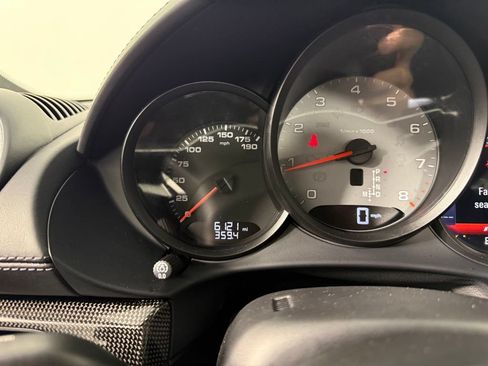 Certified 2024 Porsche 718 Cayman S RWD image 24