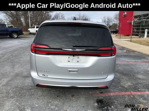 New 2026 Chrysler Pacifica Select image 7