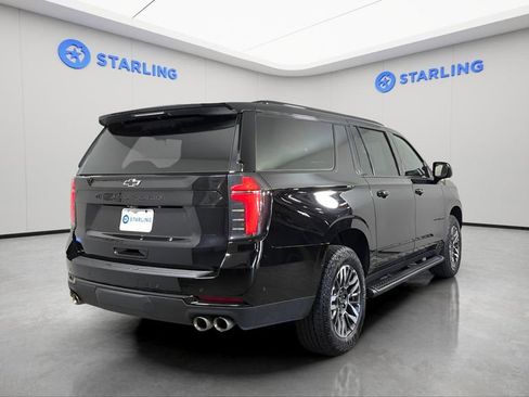 Certified 2025 Chevrolet Suburban Z71 AWD/4WD image 8