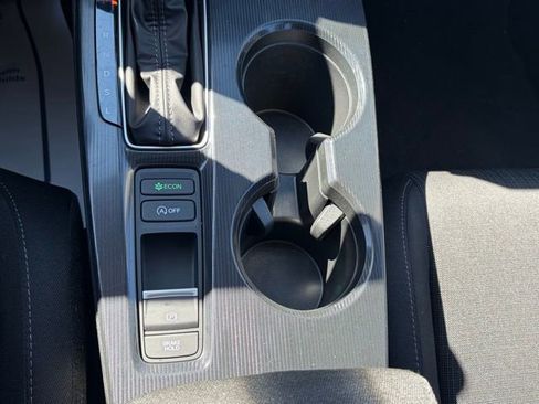 Used 2025 Honda Civic LX image 24
