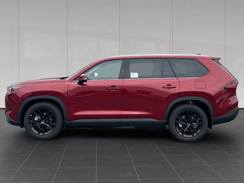 New 2026 Toyota Grand Highlander AWD image 2