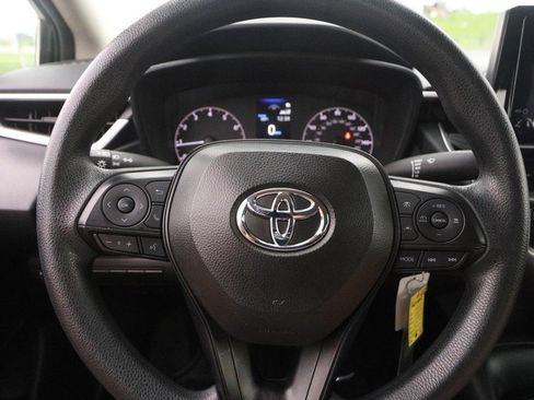 Certified 2025 Toyota Corolla LE FWD image 10