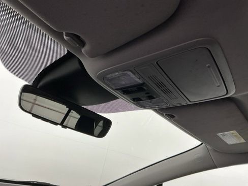 Used 2024 Honda Odyssey EX-L image 22