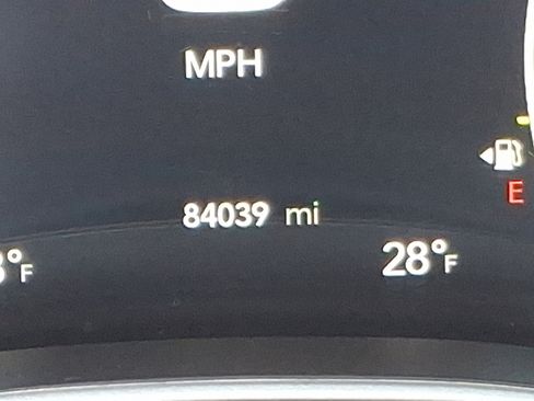 Used 2020 Chrysler Pacifica Touring-L Plus image 20