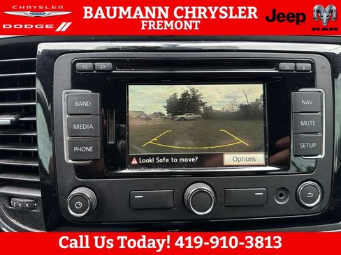 Used 2015 Volkswagen Beetle TDI FWD image 20