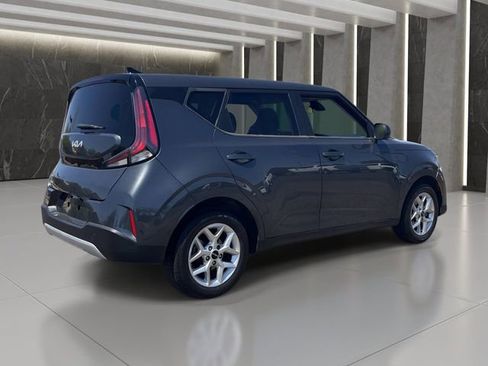 Used 2023 Kia Soul LX w/ Option Group 015 FWD image 6