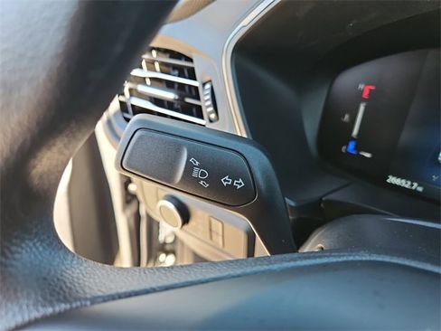Used 2025 Ford Escape Active image 21