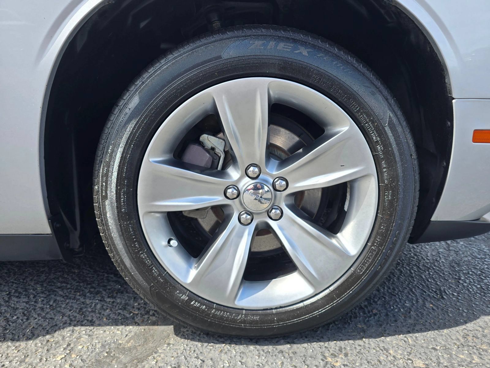 Used 2020 Dodge Challenger SXT RWD image 9