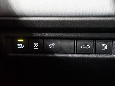 Used 2025 Toyota Camry LE image 24