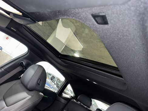 Used 2023 BMW i4 eDrive40 w/ Premium Package RWD image 32
