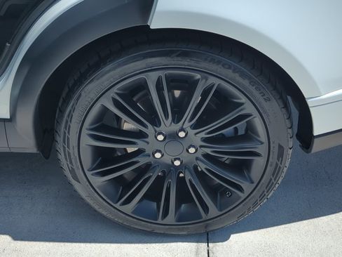 Used 2020 Land Rover Range Rover AWD/4WD image 21