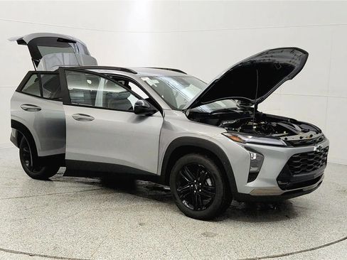 New 2026 Chevrolet Trax ACTIV w/ Driver Confidence Package image 9