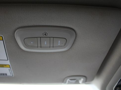 Used 2018 Jeep Cherokee Trailhawk w/ Comfort/Convenience Group AWD/4WD image 36