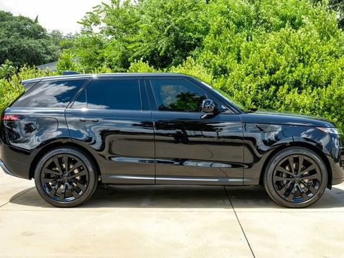 New 2026 Land Rover Range Rover Sport SE AWD/4WD image 8