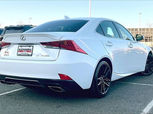 Used 2017 Lexus IS 300 F Sport image 12