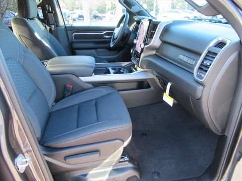 New 2026 RAM 1500 Big Horn AWD/4WD image 11
