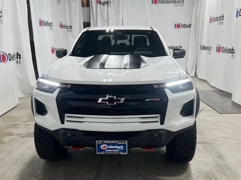 Used 2024 Chevrolet Colorado ZR2 w/ Technology Package AWD/4WD image 1