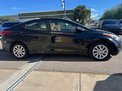 Used 2012 Hyundai Elantra GLS w/ Comfort Pkg 2 FWD image 8