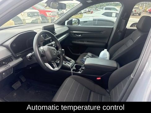 Used 2025 Honda CR-V Sport image 8