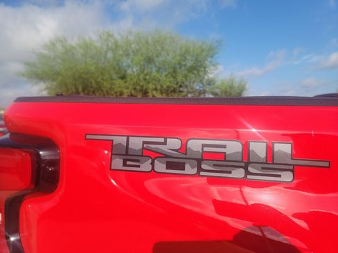 Used 2025 Chevrolet Silverado 2500 LT w/ Trail Boss Package AWD/4WD image 7