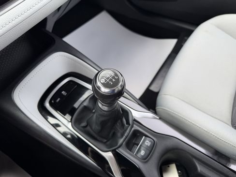 Used 2019 Toyota Corolla SE FWD image 33