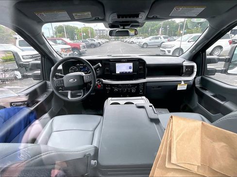 New 2025 Ford F550 XL image 5