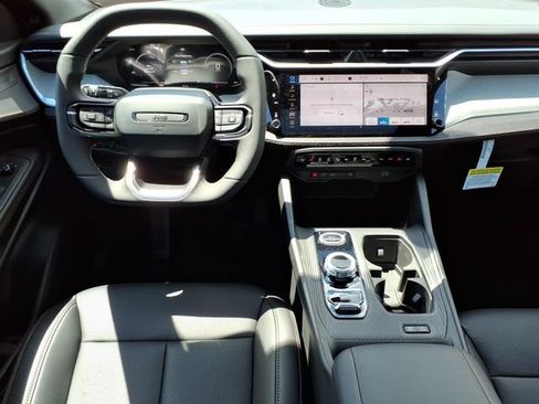 New 2026 Jeep Cherokee Limited AWD/4WD image 13