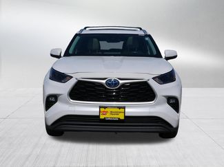 Used 2022 Toyota Highlander XLE video 2