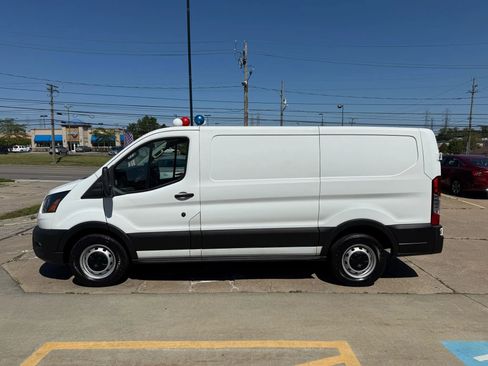 Used 2020 Ford Transit 150 Low Roof image 7