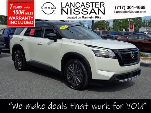 Certified 2023 Nissan Pathfinder SL w/ SL Premium Package AWD/4WD image 1